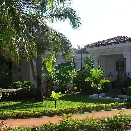 Villa Marigold 卡维洛瑟姆 外观 照片
